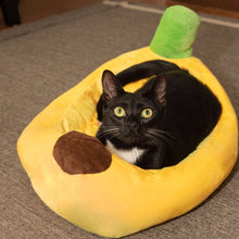 Load image into Gallery viewer, Banana Cat Bed
